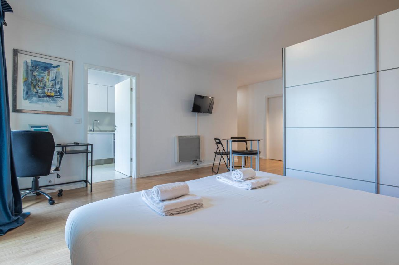 Bright & Comfy Flat In Lisbon By Lovelystay Zewnętrze zdjęcie