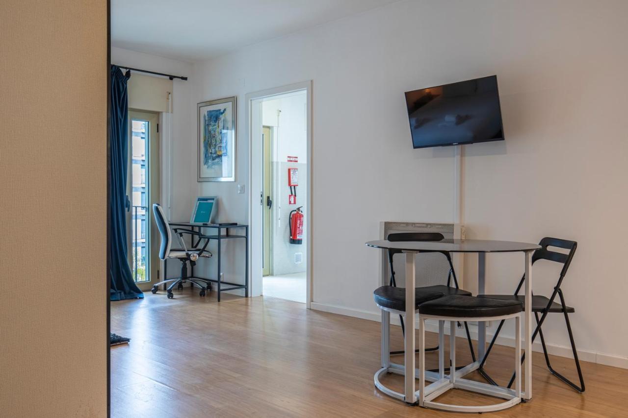 Bright & Comfy Flat In Lisbon By Lovelystay Zewnętrze zdjęcie
